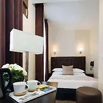 Otel Lion D'or