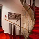 Otel Lion D'or