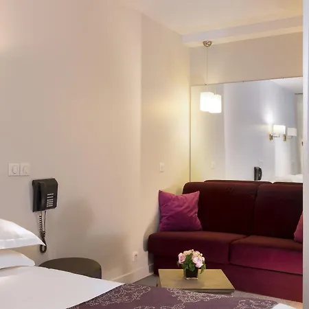 Otel Du Lion D'or Louvre 3*