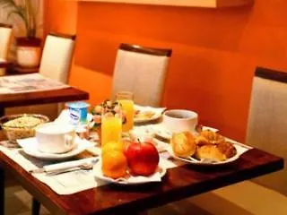 Otel Du Lion D'or Louvre 3*