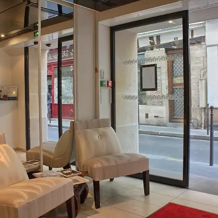 Otel Du Lion D'or Louvre 3*