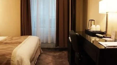 Lion D'or ホテル パリ
