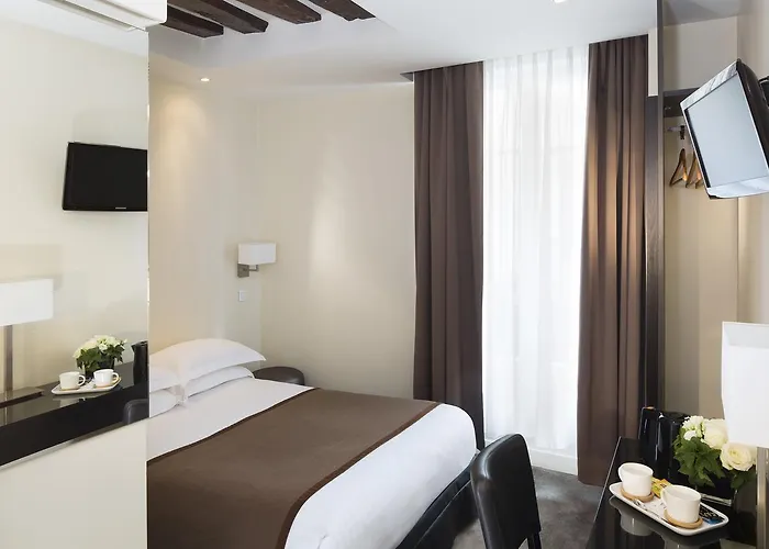 Hotel Lion D'or París