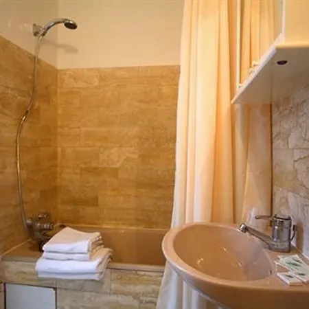 Lion D'or 3* Париж